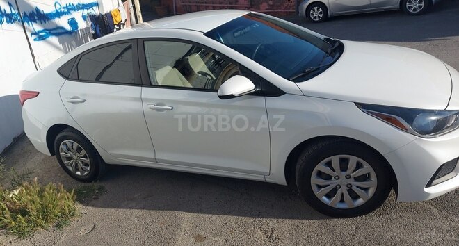 Hyundai Accent 2018, 70,200 km - 1.6 l - Bakı