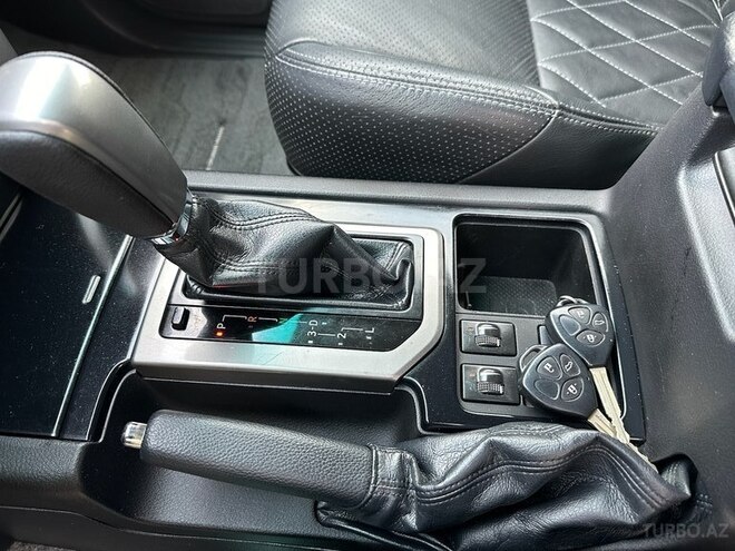 Toyota Land Cruiser Prado 2012, 82,000 km - 2.7 л - Bakı