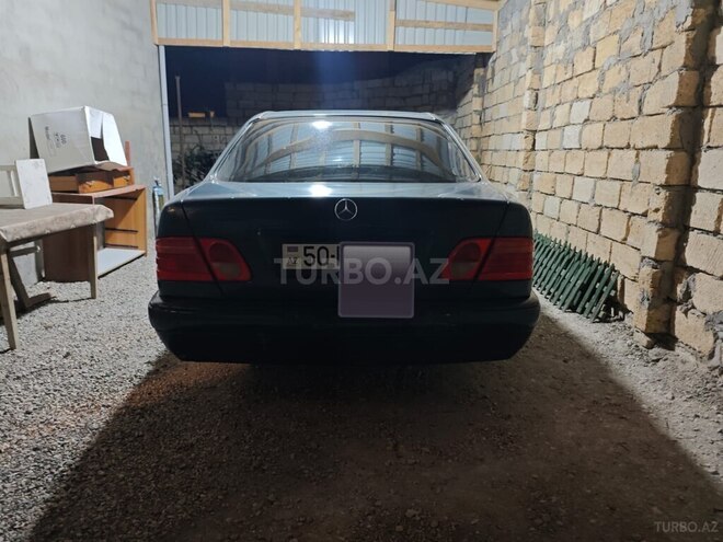 Mercedes E 200 1996, 300,000 km - 2.0 l - Sumqayıt