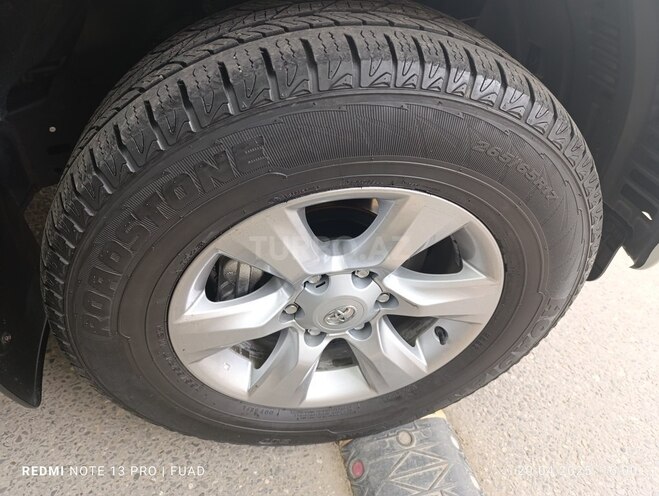 Toyota Land Cruiser Prado 2013, 185,000 km - 2.7 л - Bakı