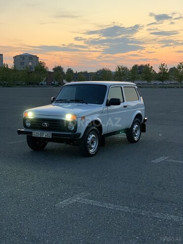 LADA (VAZ) Niva 2019, 75,000 km - 1.7 l - Gəncə