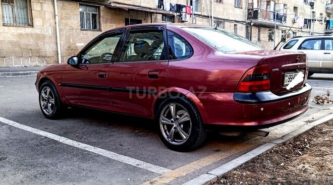 Opel Vectra 1996, 257,000 km - 1.8 l - Bakı