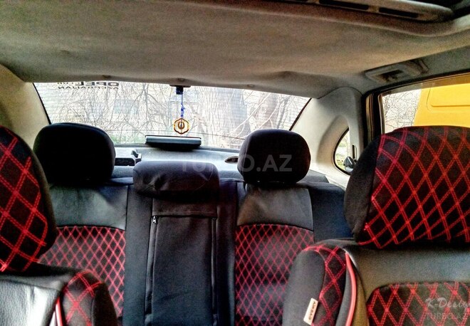 Opel Vectra 1996, 257,000 km - 1.8 l - Bakı