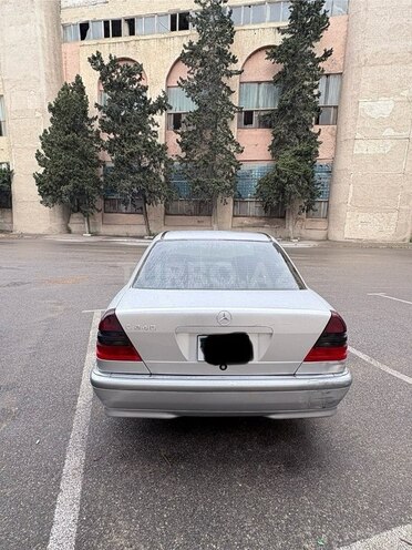 Mercedes C 240 1998, 291,000 km - 2.4 l - Bakı