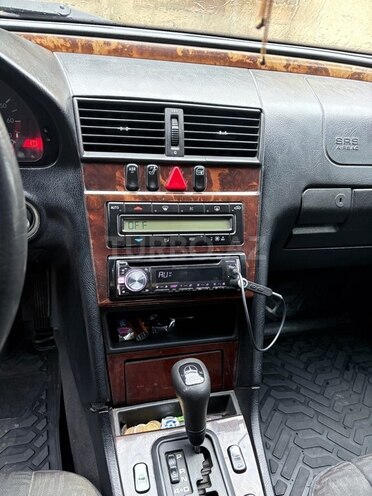 Mercedes C 240 1998, 291,000 km - 2.4 l - Bakı