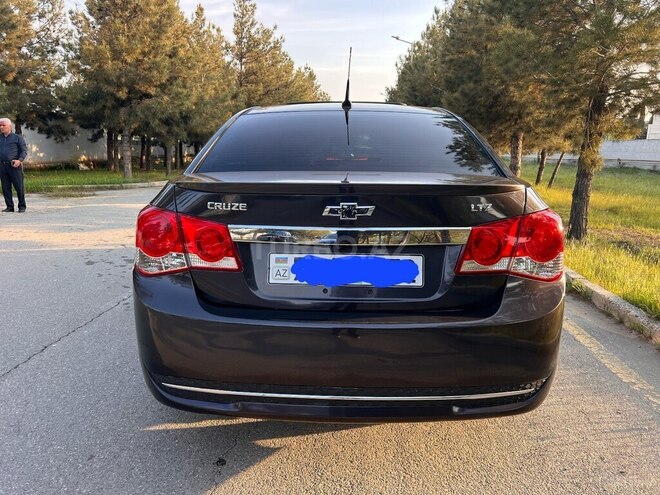 Chevrolet Cruze 2013, 272,000 km - 1.4 l - Şirvan