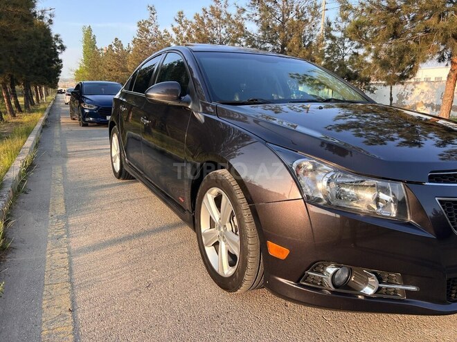 Chevrolet Cruze 2013, 272,000 km - 1.4 l - Şirvan