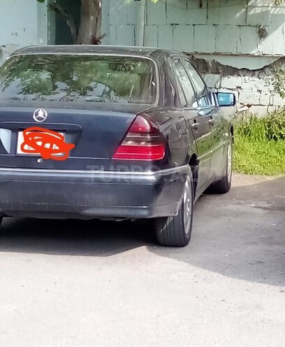 Mercedes C 240 2000, 350,000 km - 2.4 l - Göyçay