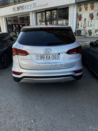 Hyundai Santa Fe-3