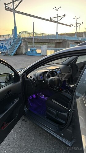Hyundai i30 2009, 283,000 km - 1.6 l - Quba