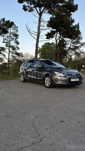 Hyundai i30 2009, 283,000 km - 1.6 l - Quba