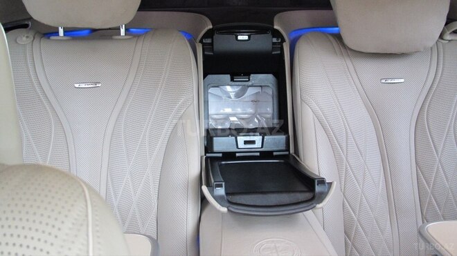 Mercedes  2013, 188,000 km - 5.5 l - Bakı
