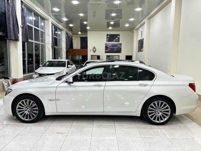 BMW 750 2011, 178,000 km - 4.4 l - Mingəçevir