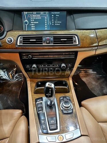 BMW 750 2011, 178,000 km - 4.4 l - Mingəçevir