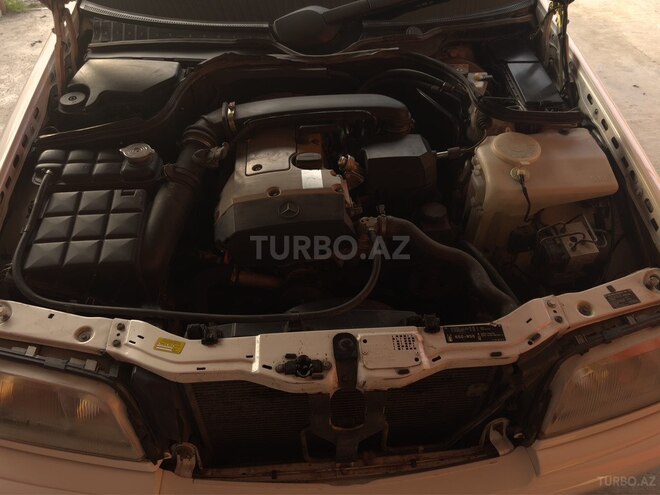 Mercedes C 180 1998, 756,458 km - 1.8 l - Sabirabad