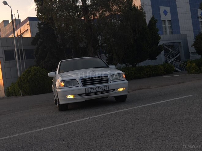 Mercedes C 180 1998, 756,458 km - 1.8 l - Sabirabad