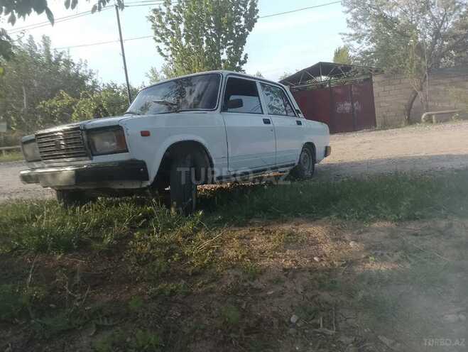 LADA (VAZ) 2107 2003, 260,000 km - 1.3 l - Füzuli