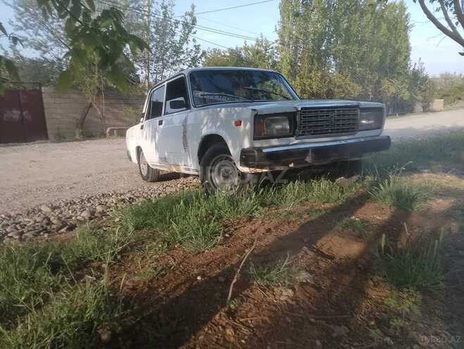 LADA (VAZ) 2107 2003, 260,000 km - 1.3 l - Füzuli