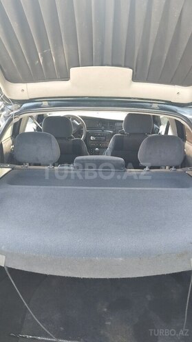 Opel Vectra 1999, 530,000 km - 1.6 l - Quba
