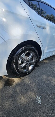 Hyundai Avante 2018, 98,700 km - 1.6 l - Tovuz