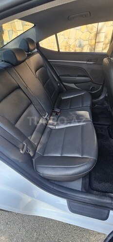 Hyundai Avante 2018, 98,700 km - 1.6 l - Tovuz