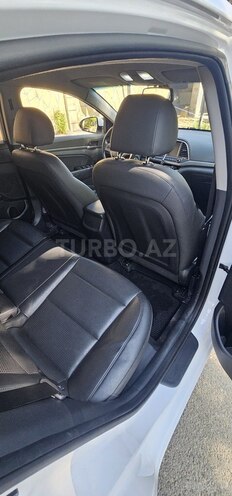 Hyundai Avante 2018, 98,700 km - 1.6 l - Tovuz