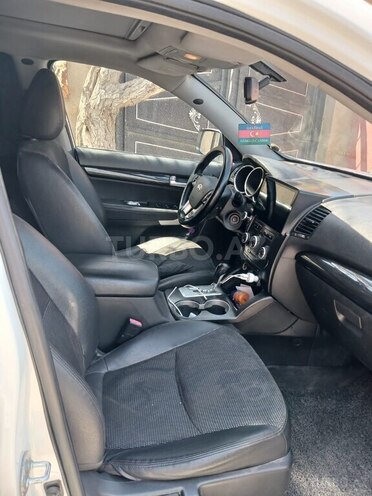 Kia Sorento 2009, 295,000 km - 2.0 l - Bakı