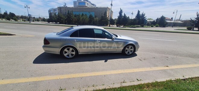 Mercedes E 220 d 2005, 317,000 km - 2.2 l - Bakı