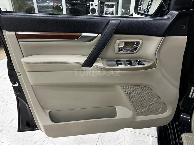 Mitsubishi Pajero 2007, 183,000 km - 3.0 l - Mingəçevir
