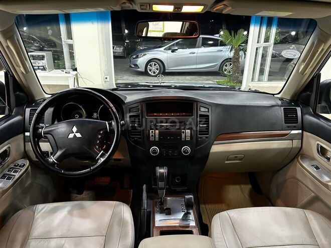 Mitsubishi Pajero 2007, 183,000 km - 3.0 l - Mingəçevir
