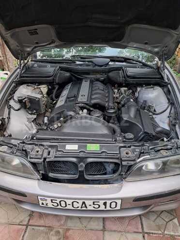 BMW 528 1998, 325,678 km - 2.8 l - Sumqayıt