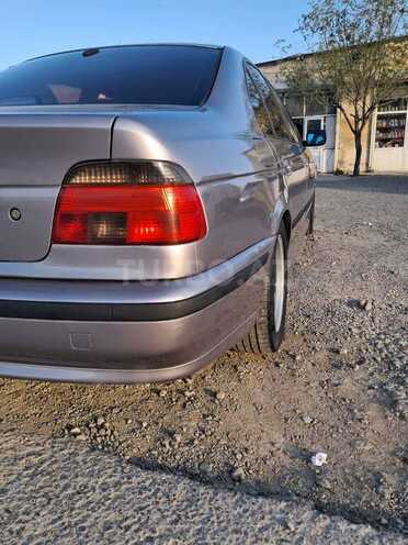BMW 528 1998, 325,678 km - 2.8 l - Sumqayıt