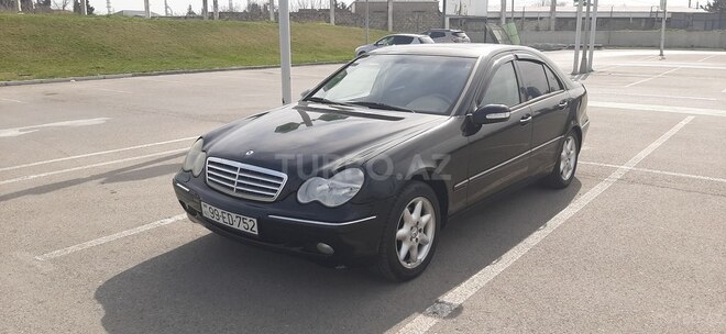 Mercedes C 240 2001, 257,000 km - 2.6 l - Bakı