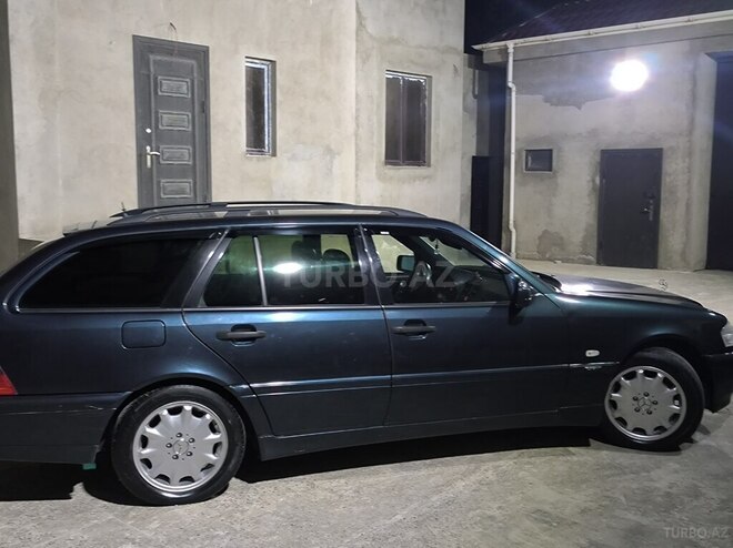 Mercedes C 240 1999, 462,000 km - 2.4 l - Sumqayıt