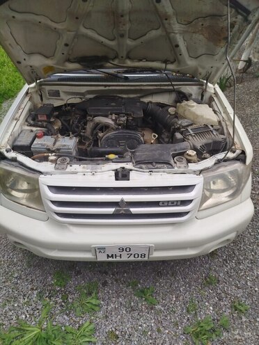 Mitsubishi Pajero io 2001, 250,000 km - 2.0 л - Şəki