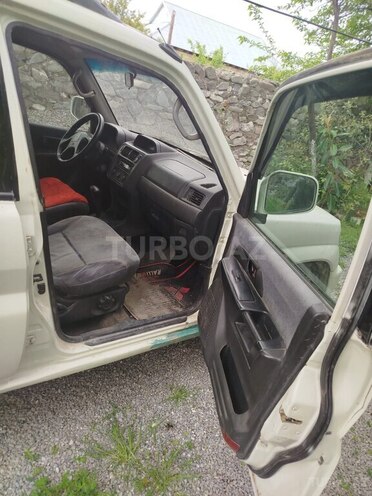 Mitsubishi Pajero io 2001, 250,000 km - 2.0 л - Şəki