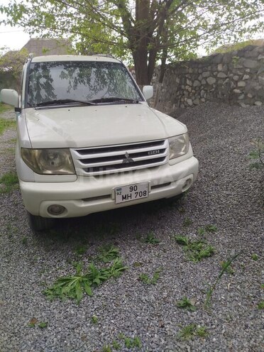 Mitsubishi Pajero io 2001, 250,000 km - 2.0 л - Şəki