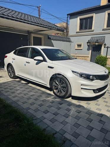 Kia K5-3