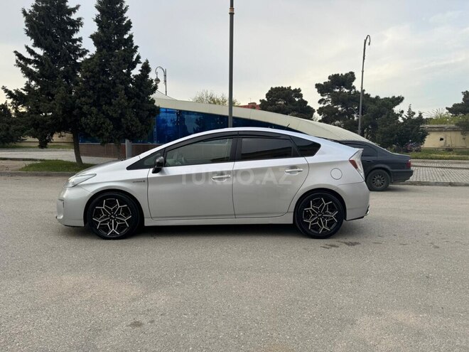 Toyota Prius 2012, 320,000 km - 1.8 l - Bakı