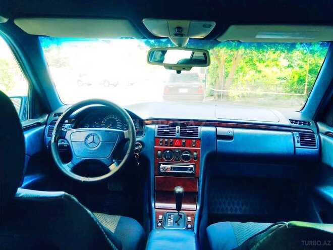 Mercedes E 280 1996, 299,000 km - 2.8 l - Sabirabad