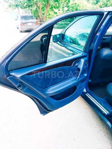 Mercedes E 280 1996, 299,000 km - 2.8 l - Sabirabad