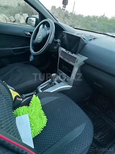 Opel Astra 2009, 186,450 km - 1.8 l - Şəmkir