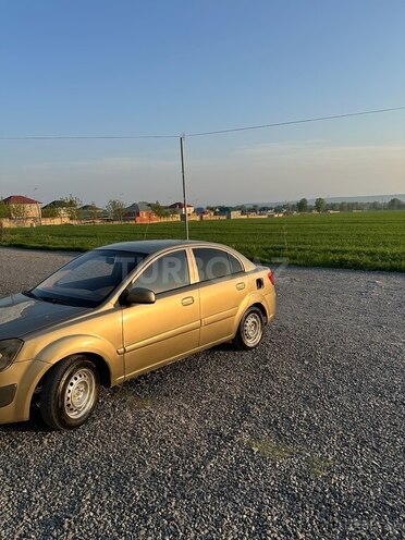 Kia Rio 2008, 350,000 km - 1.4 l - Qəbələ