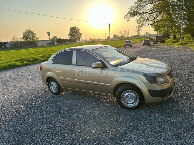 Kia Rio 2008, 350,000 km - 1.4 l - Qəbələ