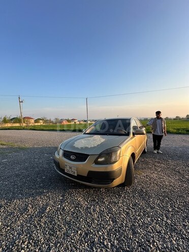 Kia Rio 2008, 350,000 km - 1.4 l - Qəbələ
