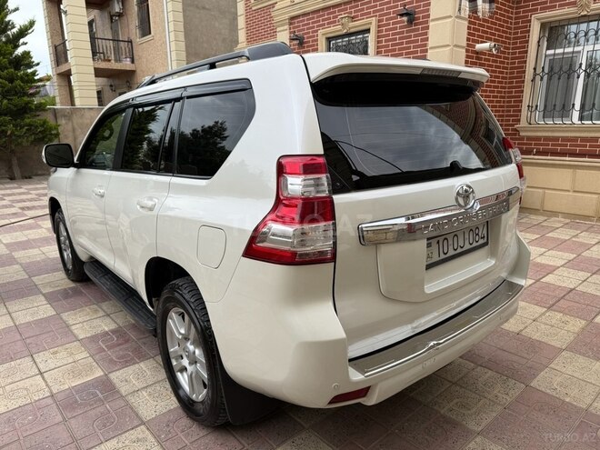 Toyota Land Cruiser Prado 2013, 270,000 km - 4.0 л - Bakı
