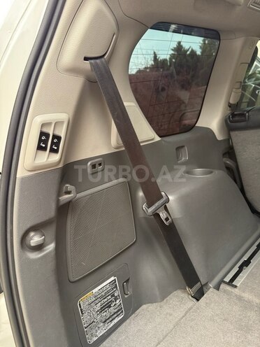 Toyota Land Cruiser Prado 2013, 270,000 km - 4.0 л - Bakı