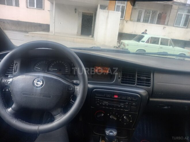 Opel Vectra 1997, 198,000 km - 2.0 l - Bakı