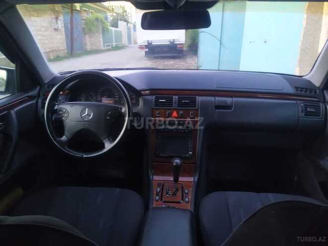 Mercedes E 220 d 1999, 370,000 km - 2.2 л - Bərdə