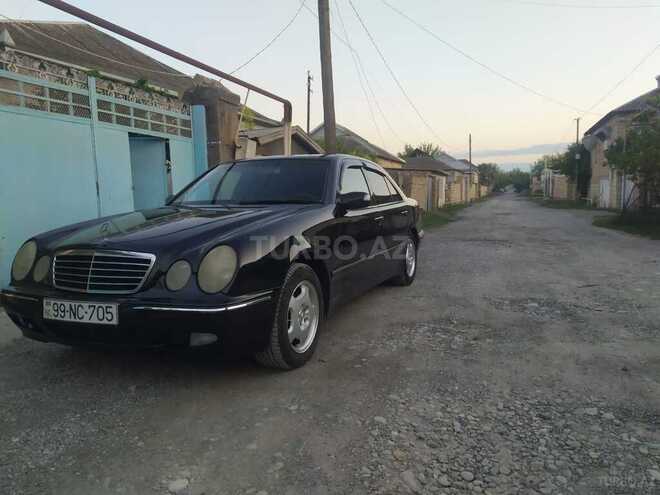 Mercedes E 220 d 1999, 370,000 km - 2.2 л - Bərdə